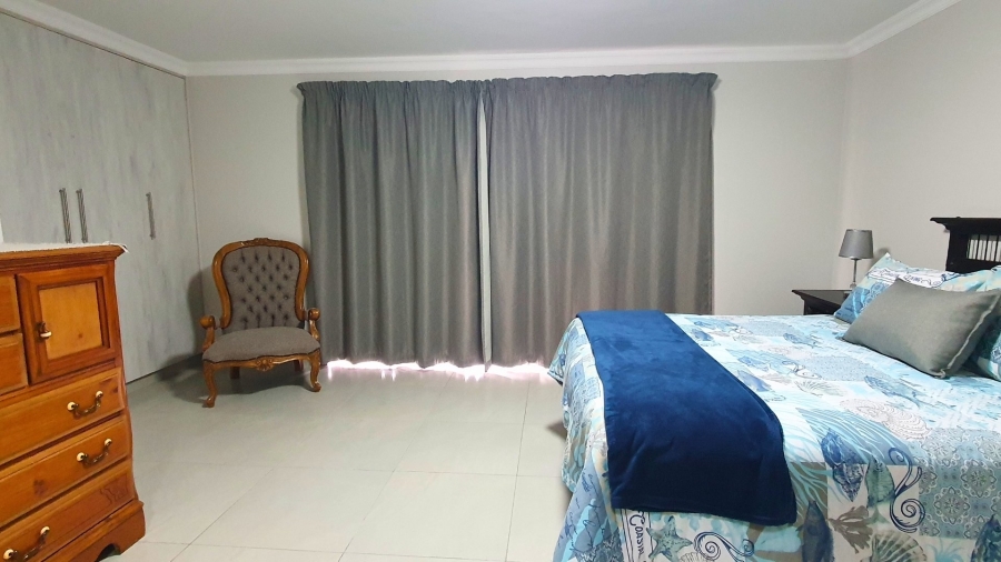 3 Bedroom Property for Sale in Dana Bay Western Cape